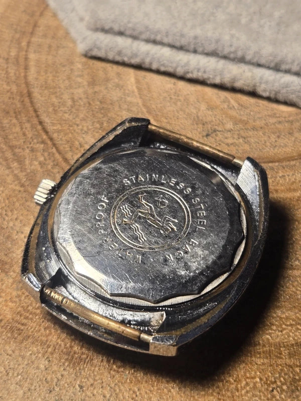 Vintage Driver's Watch – Mercedes Dial – Small Seconds – 40 mm – Project Watch